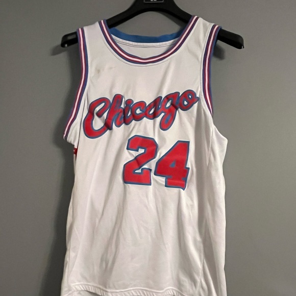 Chicago NBA Jersey Markkanen - Like New - Picture 1 of 2